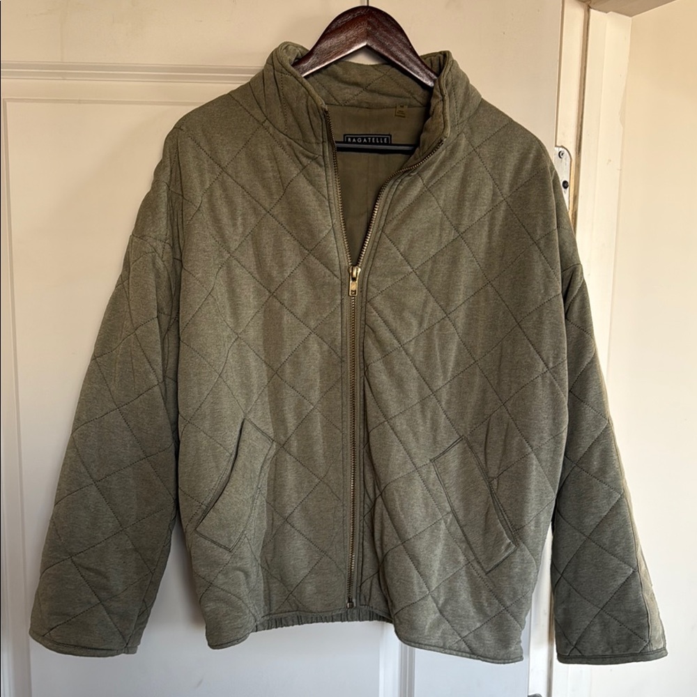 Bagatelle Women’s Olive Army Green Quilted Jacket - Size Medium